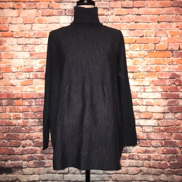 Tahari Charcoal Turtleneck Sweater W 